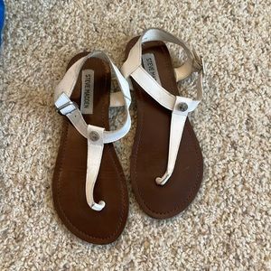 Steve Madden White Sandals (Size 6.5)